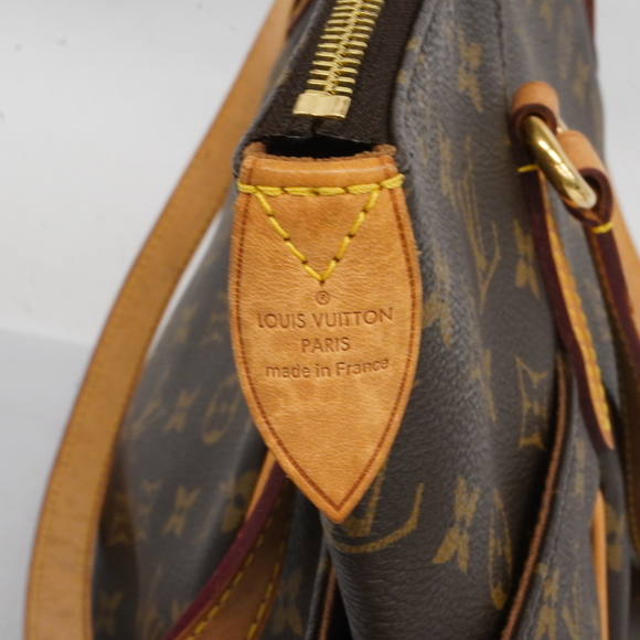 Louis Vuitton Monogram Totally MM Tote Bag - Picture 5 of 10
